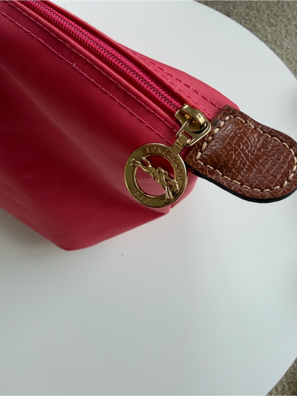 Salmon / Coral Pink Colored Large Longchamp Bag - Picture 3 of 7